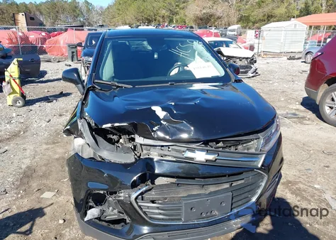 2020 Chevrolet Trax Fwd Ls z USA, uszkodzony, nr VIN 3GNCJKSB5LL328839